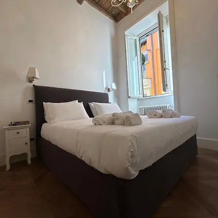 Domizio Elegant Rome